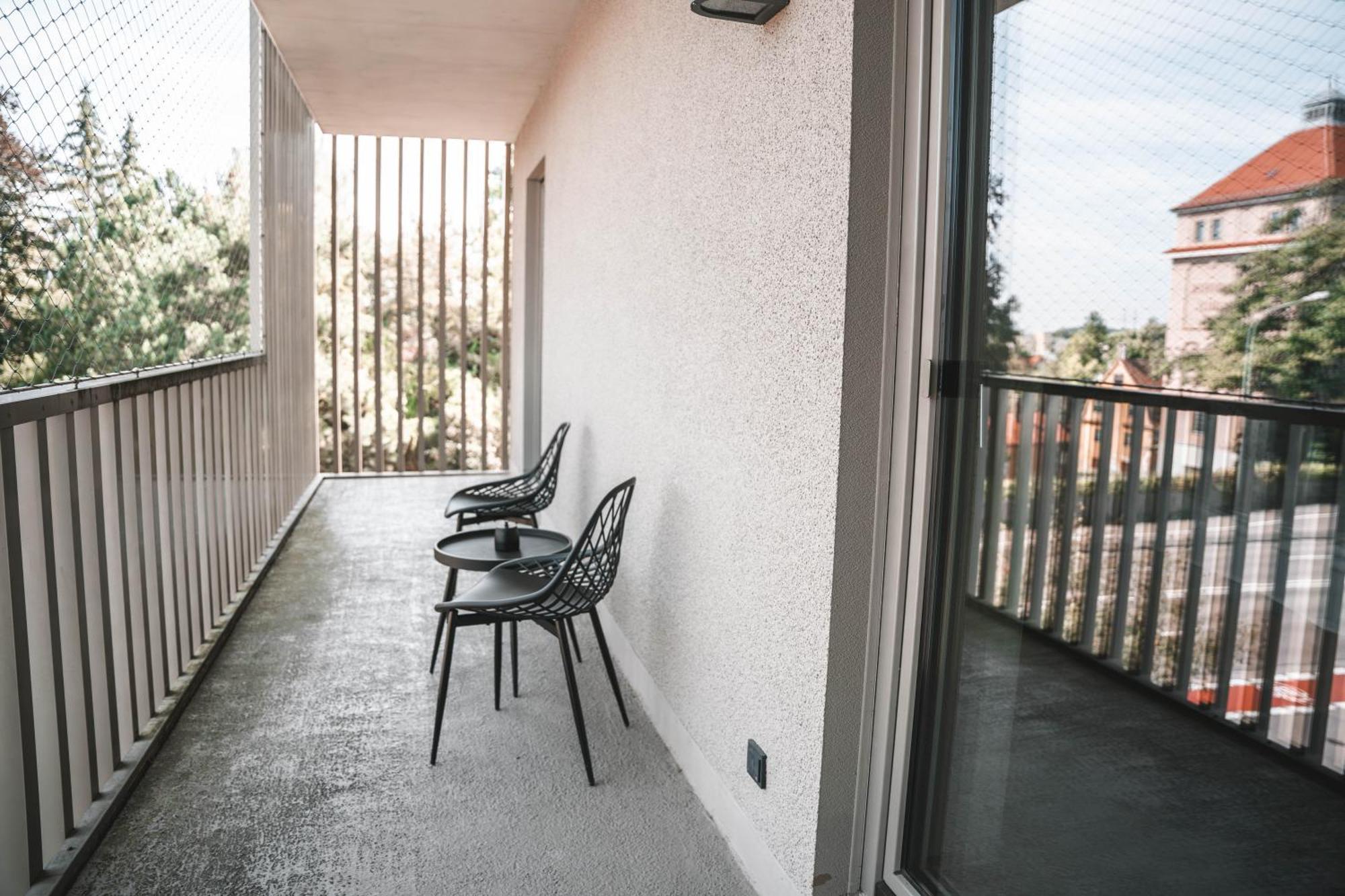 Sunset Club - Loft - 155 M2 Sichtbeton - Zentral Apartment Memmingen Bagian luar foto